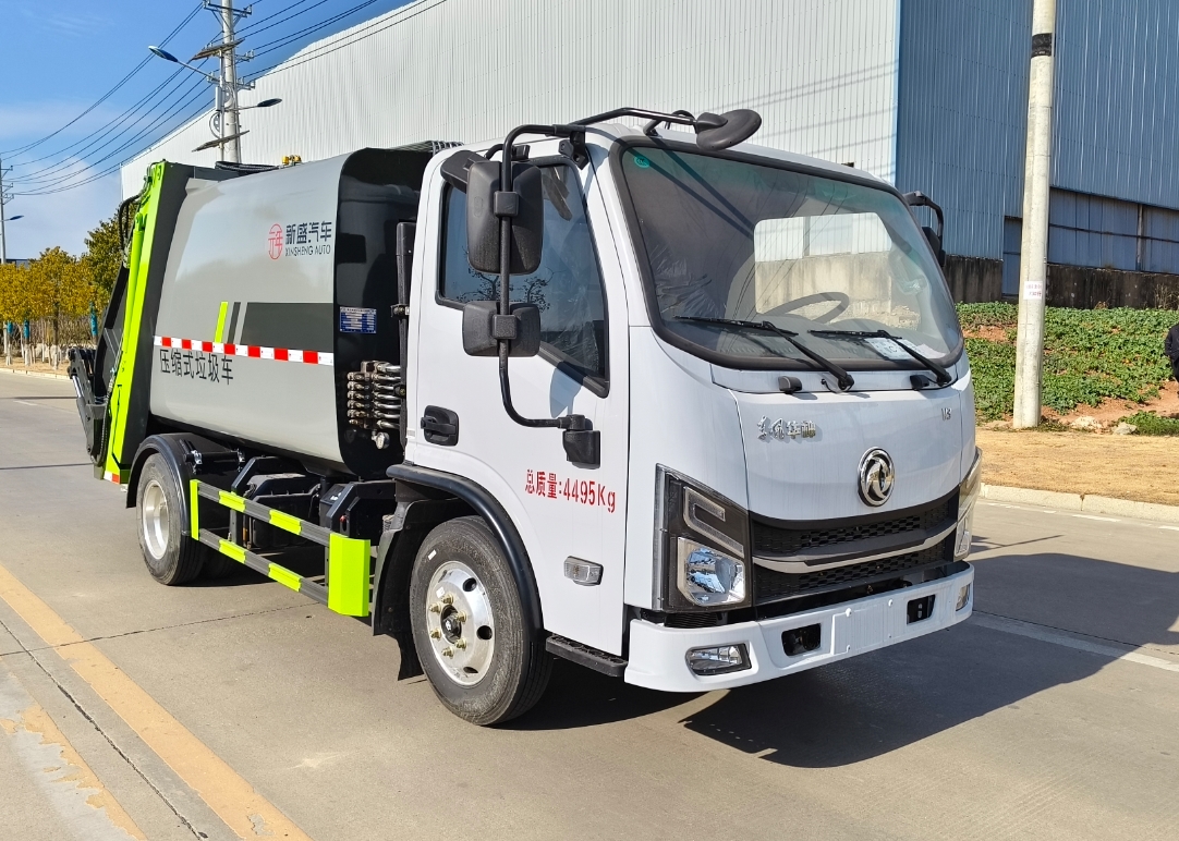 华神V3压缩垃圾车，助力随州城区环卫，保障道路清洁