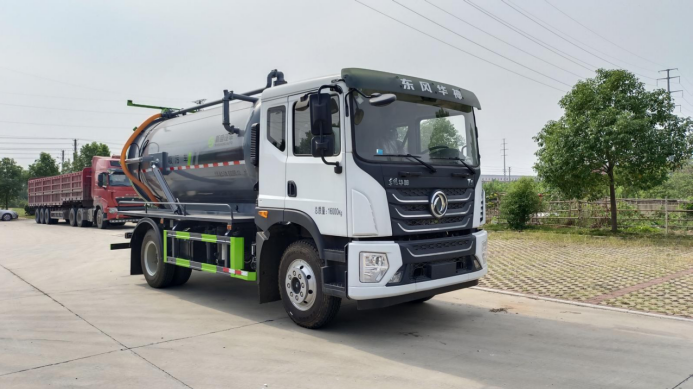 元年牌XSH5162GXWE6型12方T5吸污车
