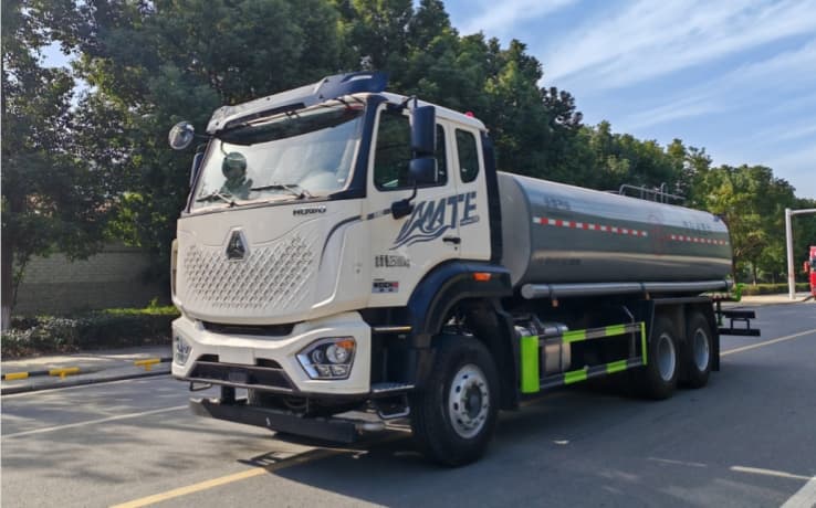 元年牌20方重汽Mate洒水车