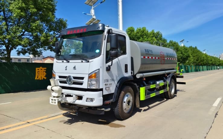元年牌10方东风H3洒水车