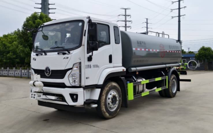 元年牌15方陕汽轩德X9洒水车